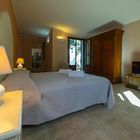 Clori Bed & Breakfast Salice Salentino