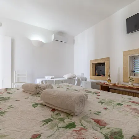 Clori Bed & Breakfast *